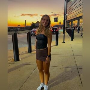 Meet your Posher, Courtney